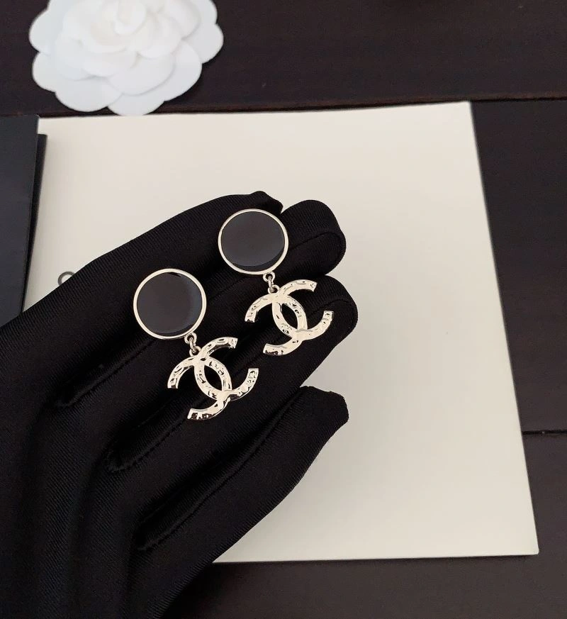Chanel Earrings Elegant 225982
