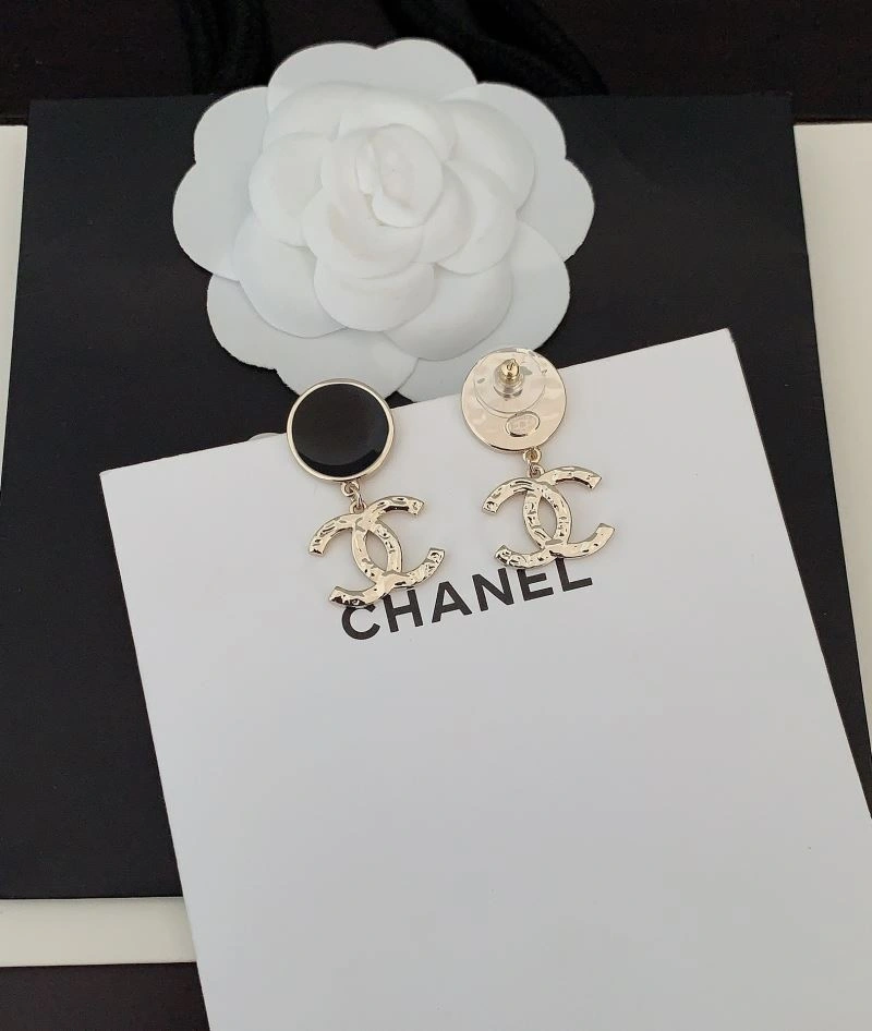 Chanel Earrings Elegant 225982
