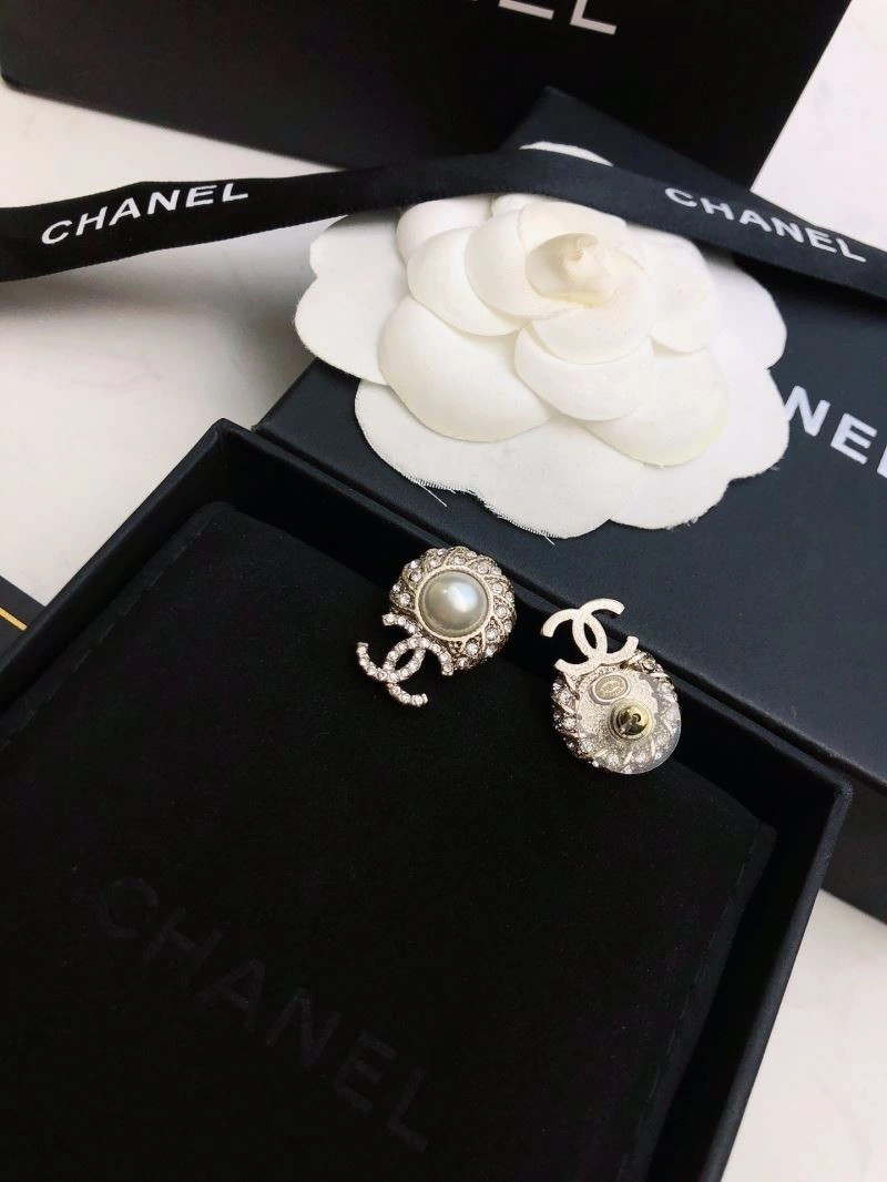 Chanel Earrings MoistureWicking 225974
