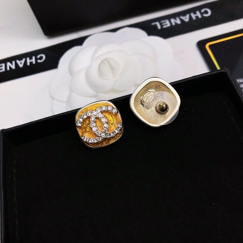 Reliable Chanel Earrings 225975