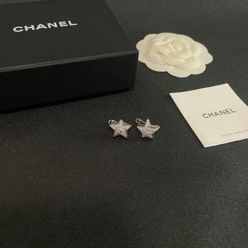 Versatile Chanel Earrings 225977