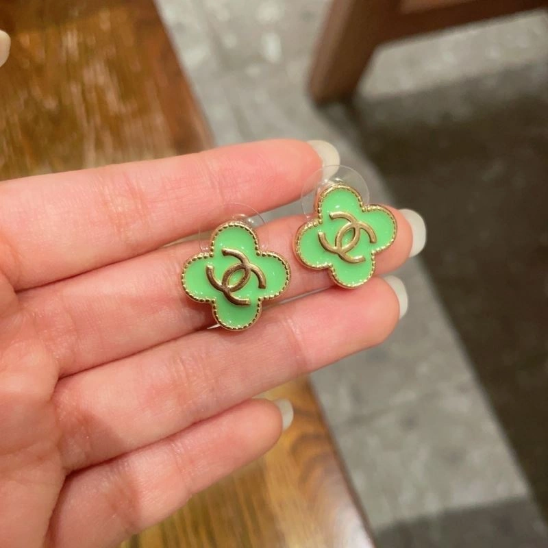 Breathable Chanel Earrings 225961
