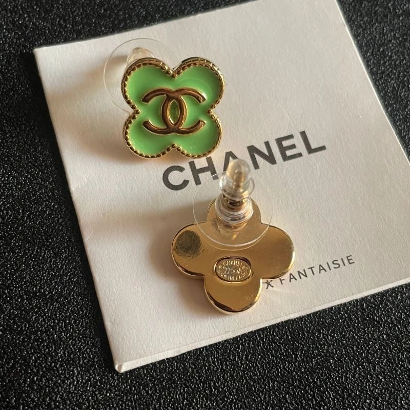 Breathable Chanel Earrings 225961
