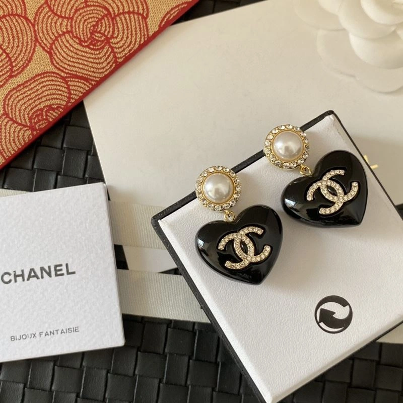 Chanel Earrings TimelessDesign 226008