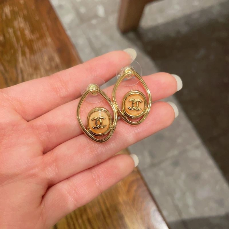 Chanel Earrings Refined 225971