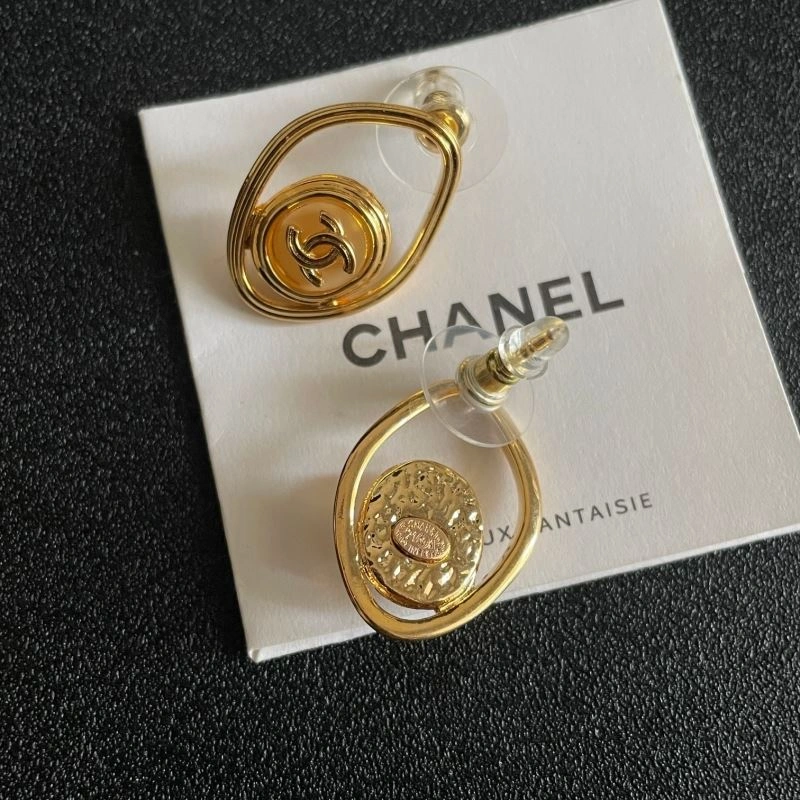 Chanel Earrings Refined 225971