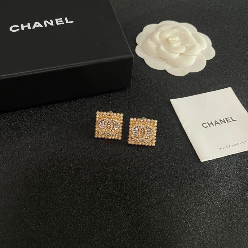 Chanel Earrings Unique 226014