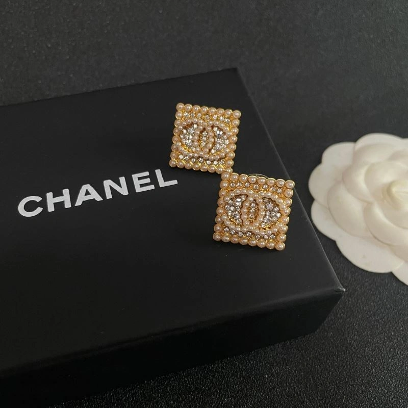Chanel Earrings Unique 226014