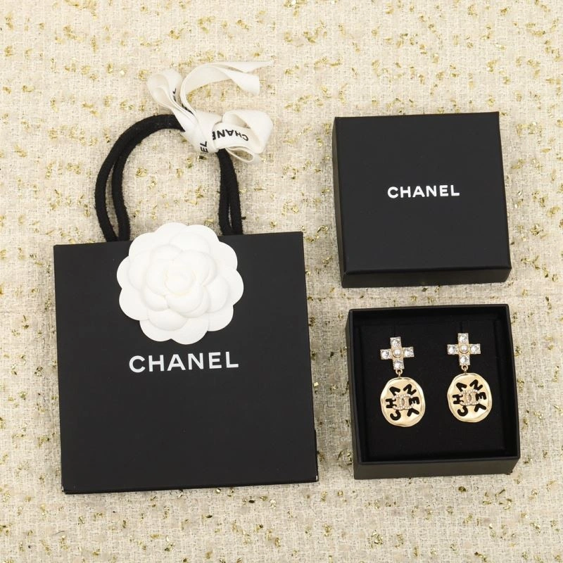 Chanel Earrings Trendy 225950