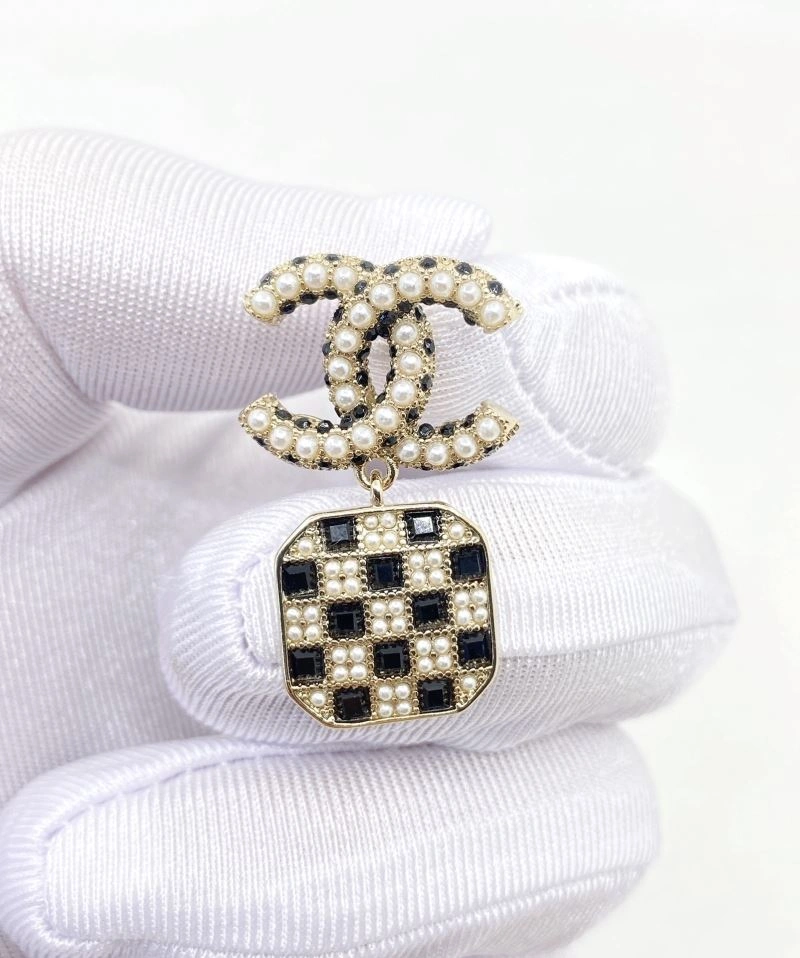 Chanel Earrings Supportive 225955