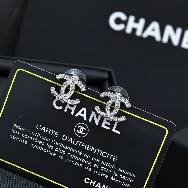 Chanel Earrings Lightweight 225944