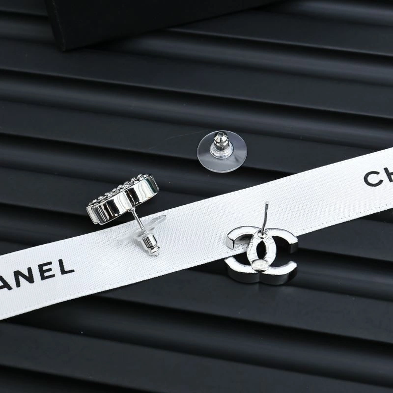 Chanel Earrings Lightweight 225944