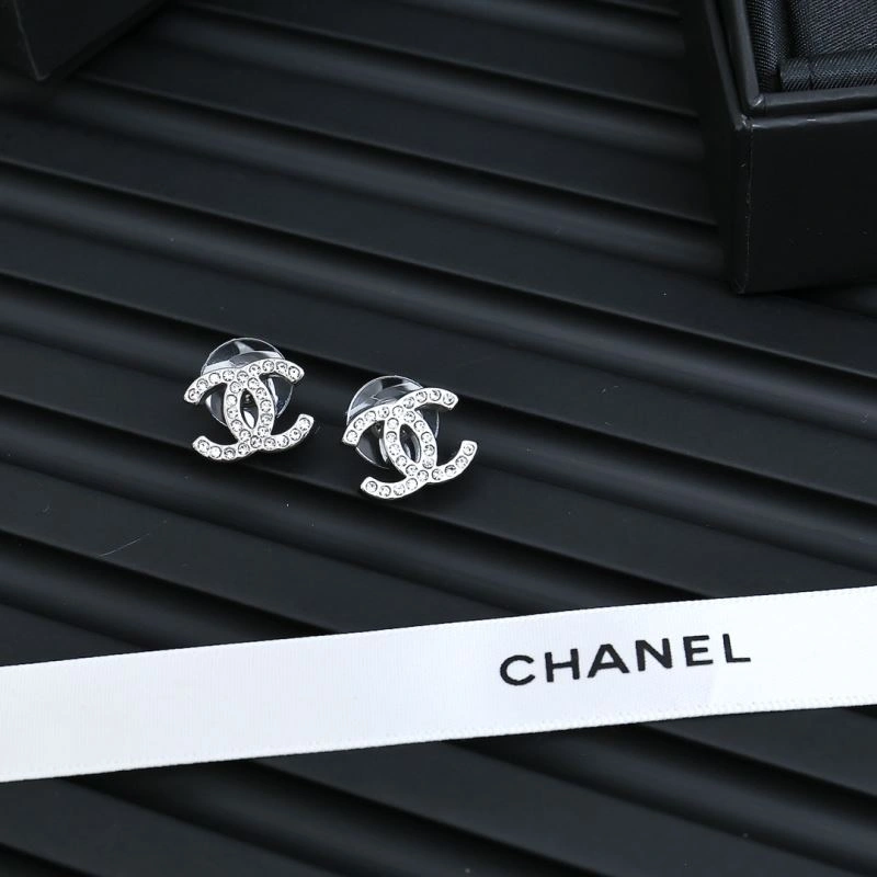 Chanel Earrings Lightweight 225944