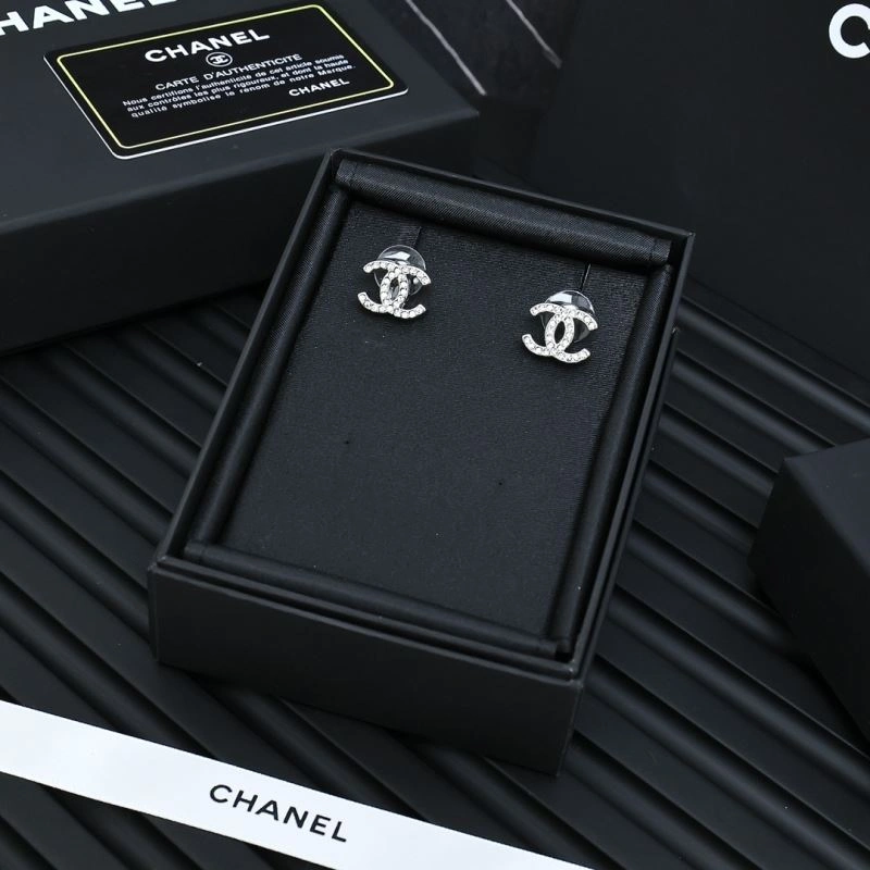 Chanel Earrings Lightweight 225944