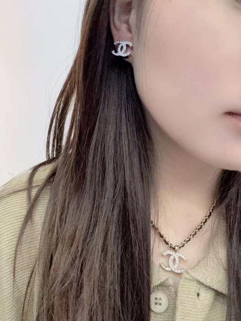 Chanel Earrings Lightweight 225944