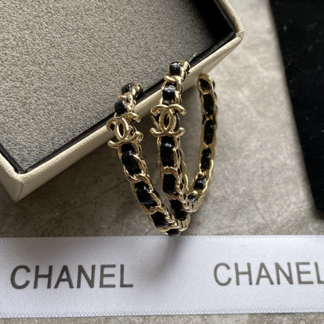 Chanel Earrings Durable 225947