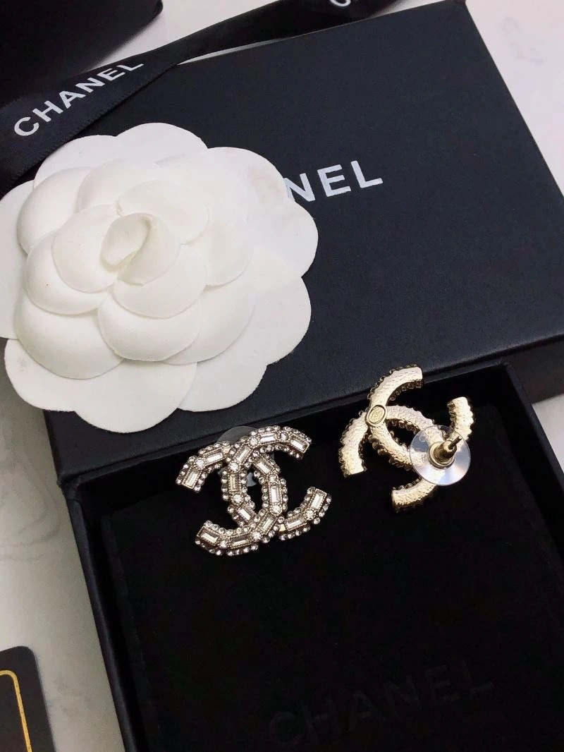 Chanel Earrings Breathable 225934