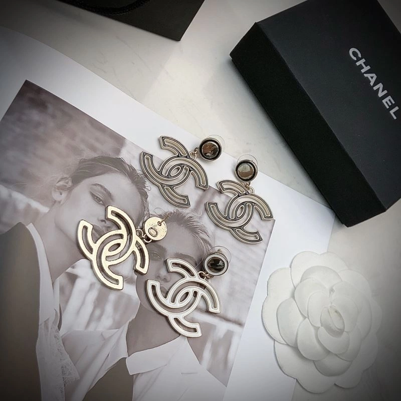 TechFriendly Chanel Earrings 225932