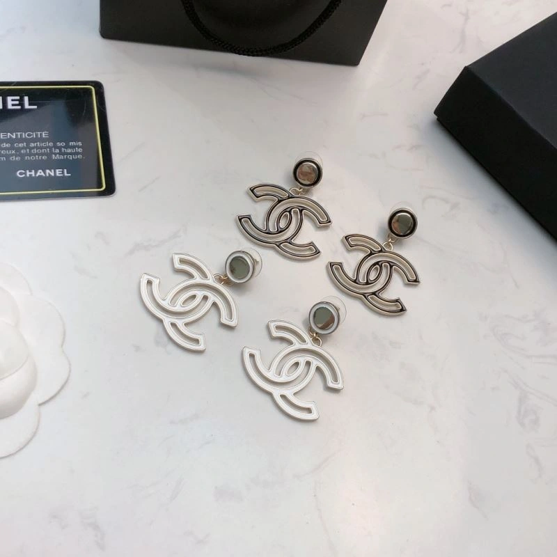 TechFriendly Chanel Earrings 225932