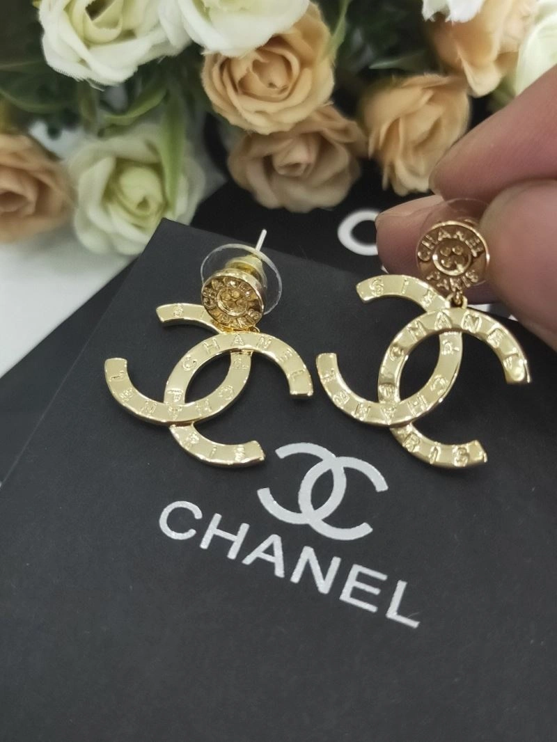 Comfortable Chanel Earrings 225917