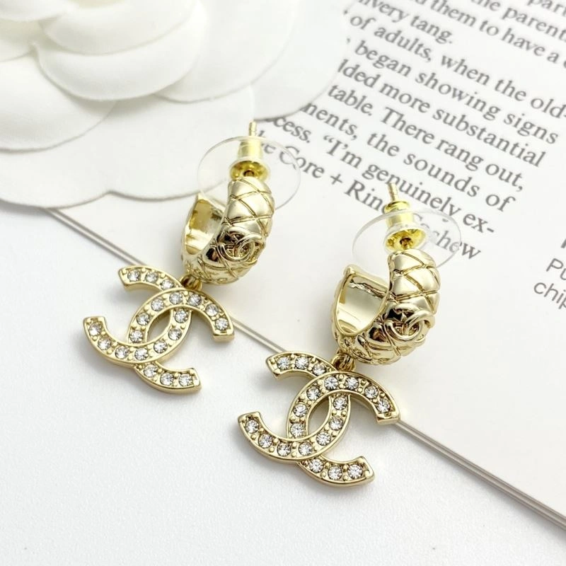 Affordable Chanel Earrings 225964