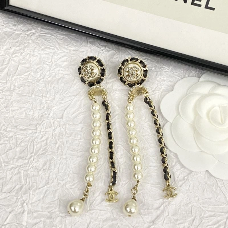 Elegant Chanel Earrings 225911