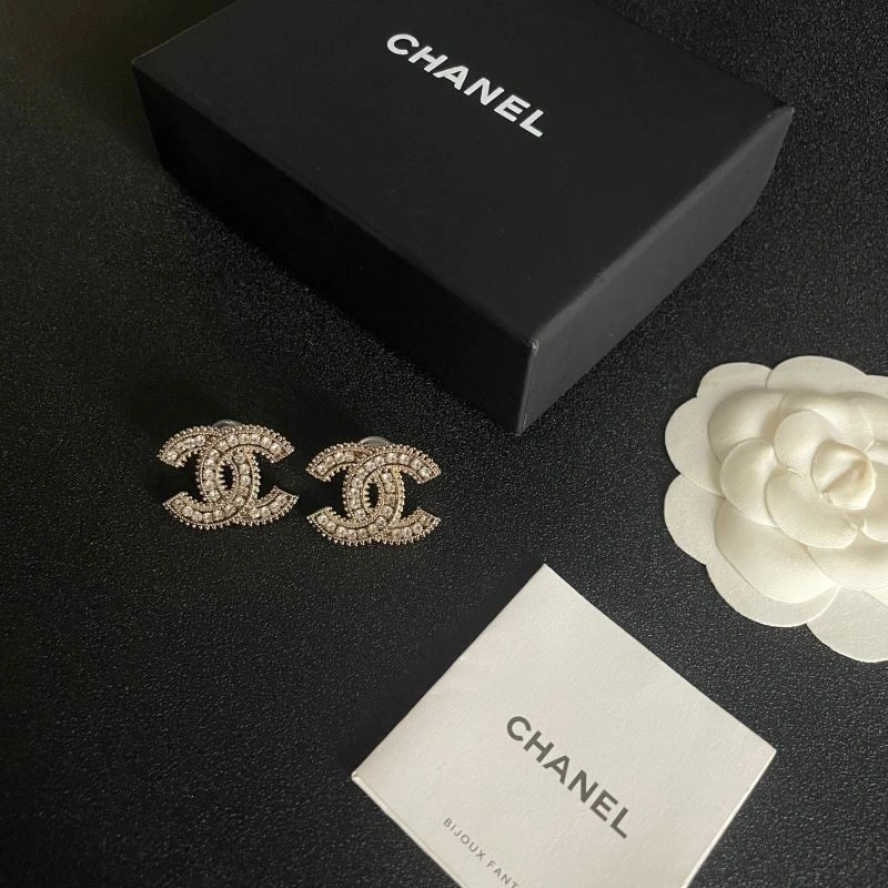 Timeless Chanel Earrings 225908