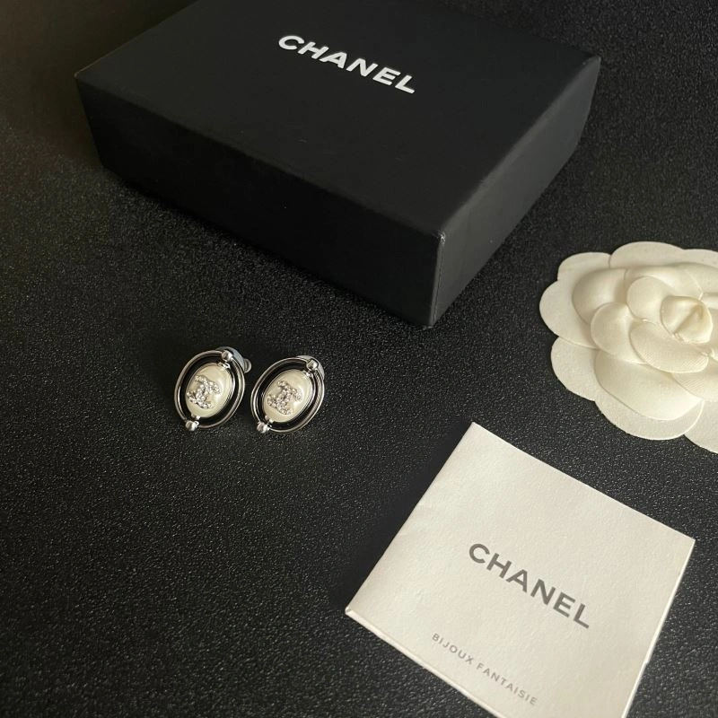 Chanel Earrings Sophisticated 225954