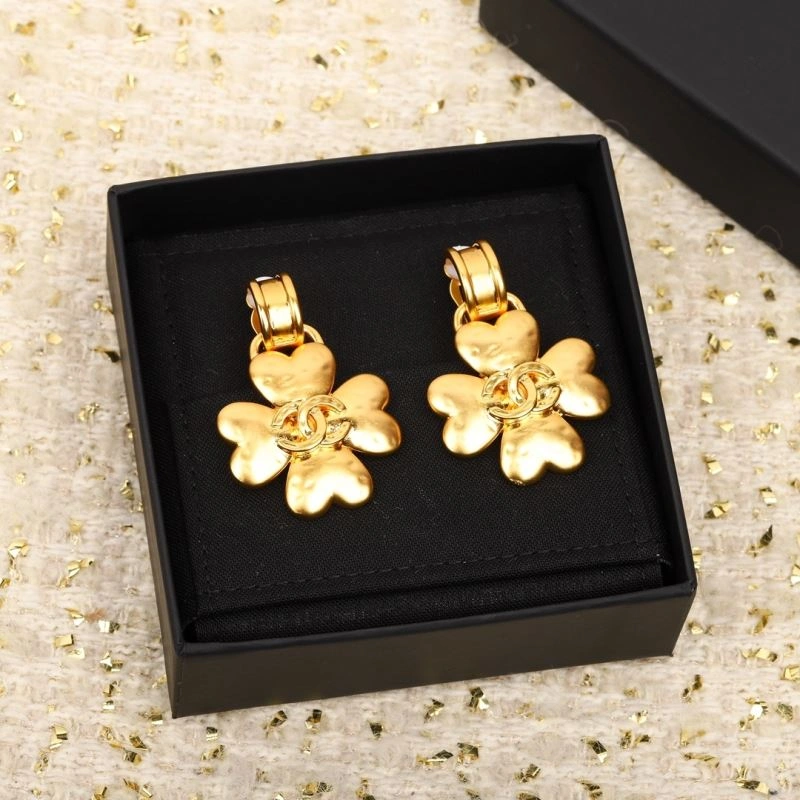 Chanel Earrings Fashionable 225897