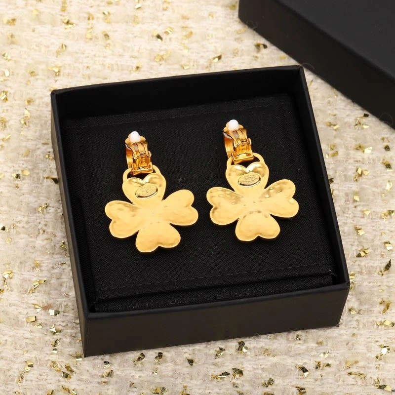 Chanel Earrings Fashionable 225897