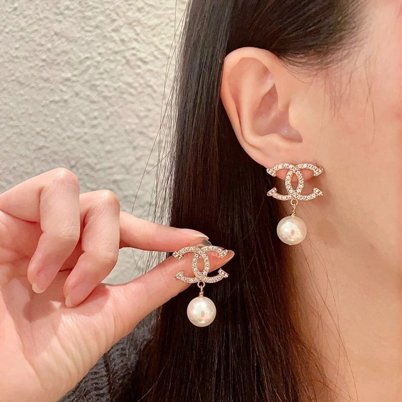 Chanel Earrings Stylish 225899