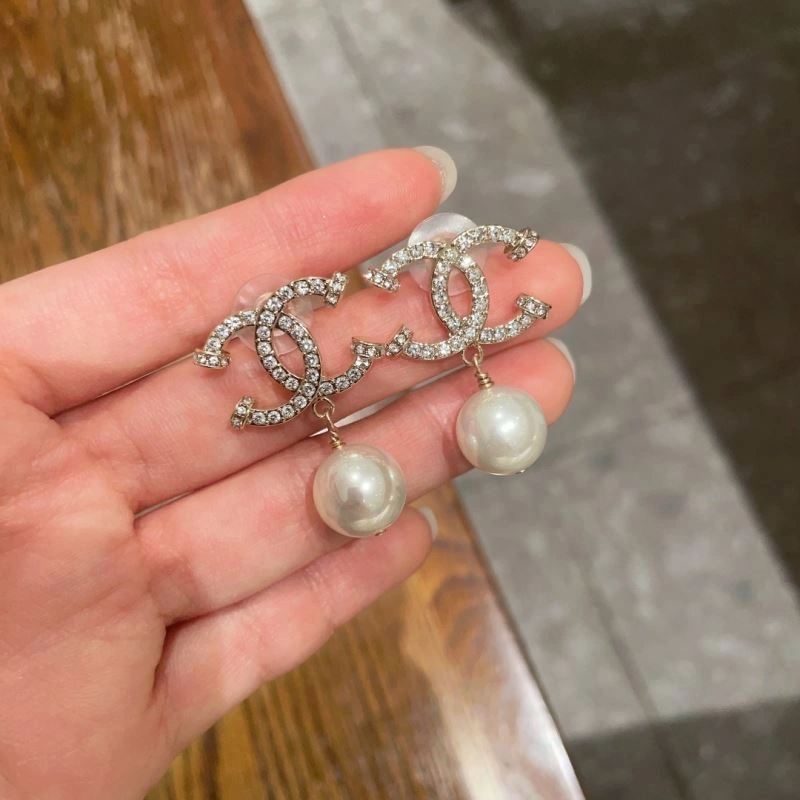Chanel Earrings Stylish 225899