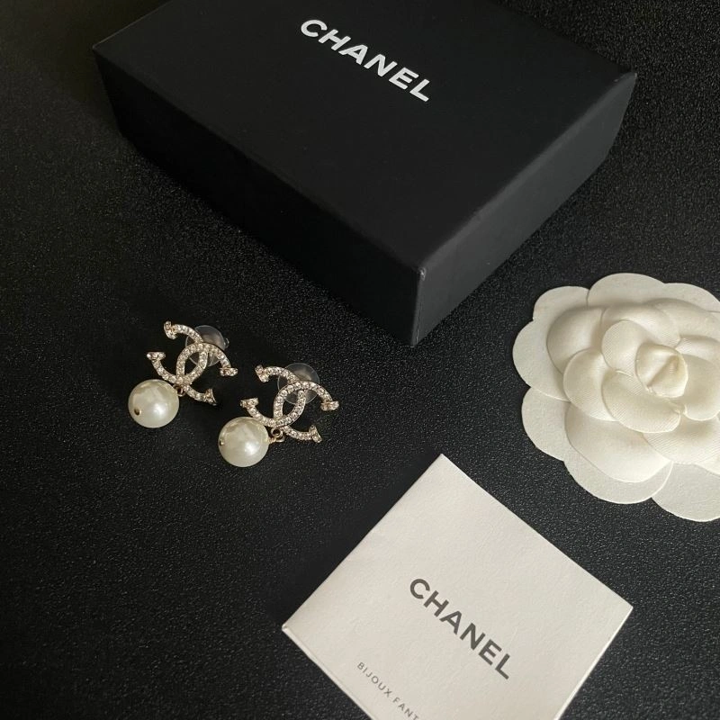 Chanel Earrings Stylish 225899
