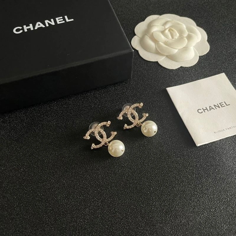 Chanel Earrings Stylish 225899