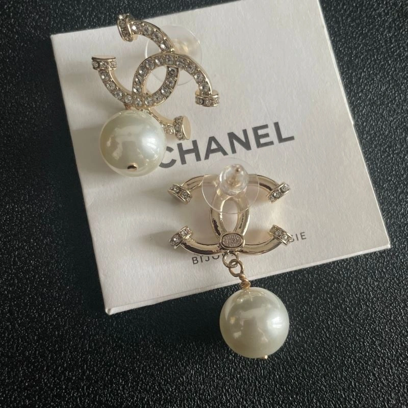 Chanel Earrings Stylish 225899