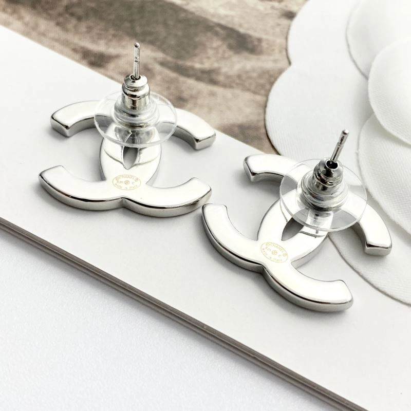 Durable Chanel Earrings 225895