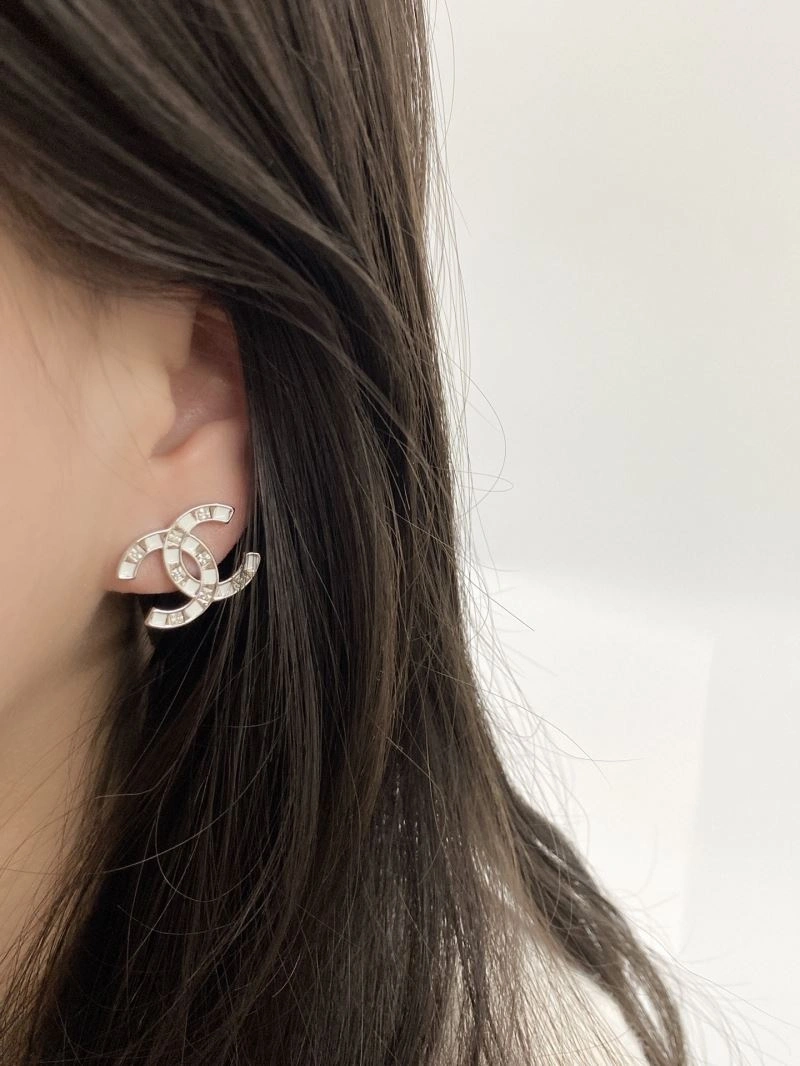 Durable Chanel Earrings 225895