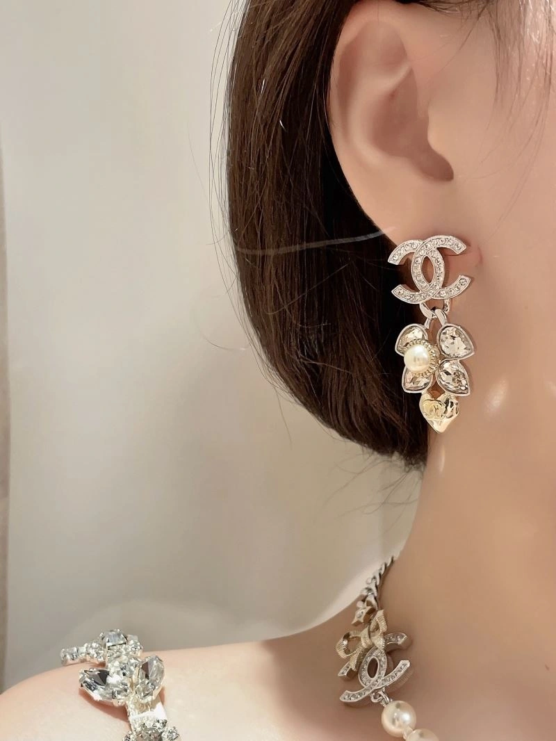 Chanel Earrings HighPerformance 225883