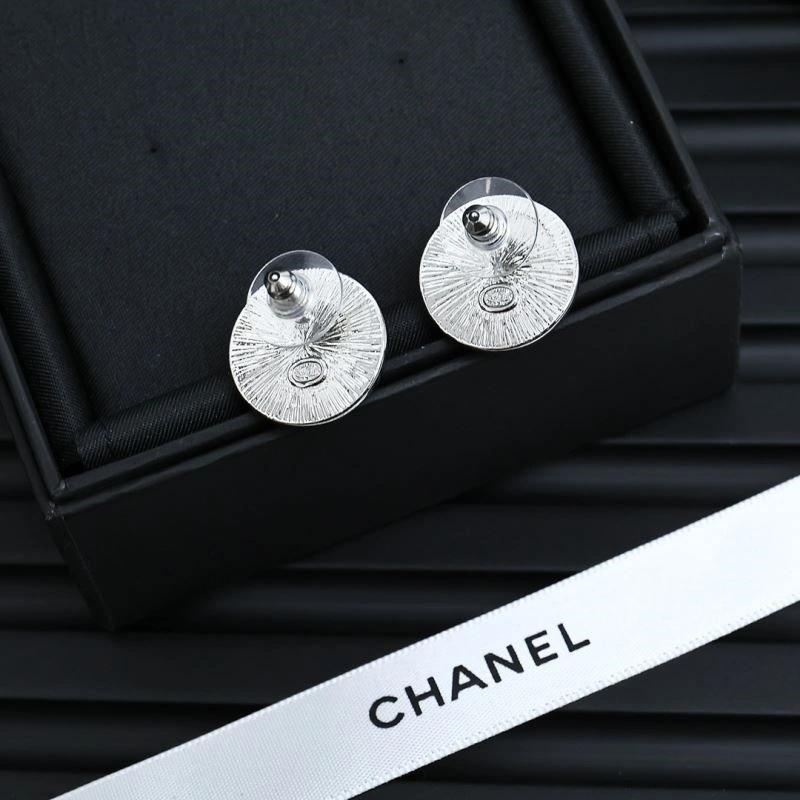 Durable Chanel Earrings 225405