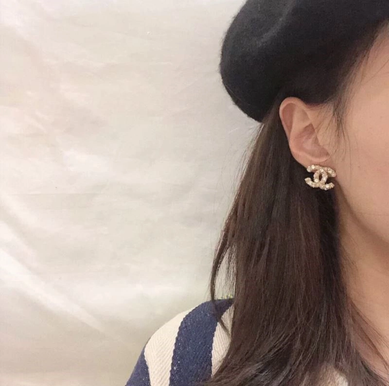 Versatile Chanel Earrings 225409