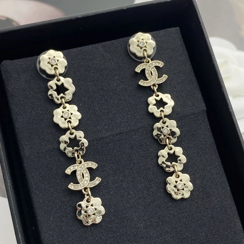 Casual Chanel Earrings 225413