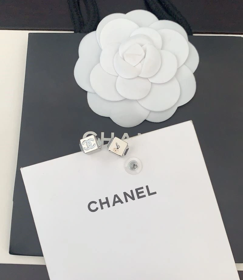 Chanel Earrings Seasonal 225403