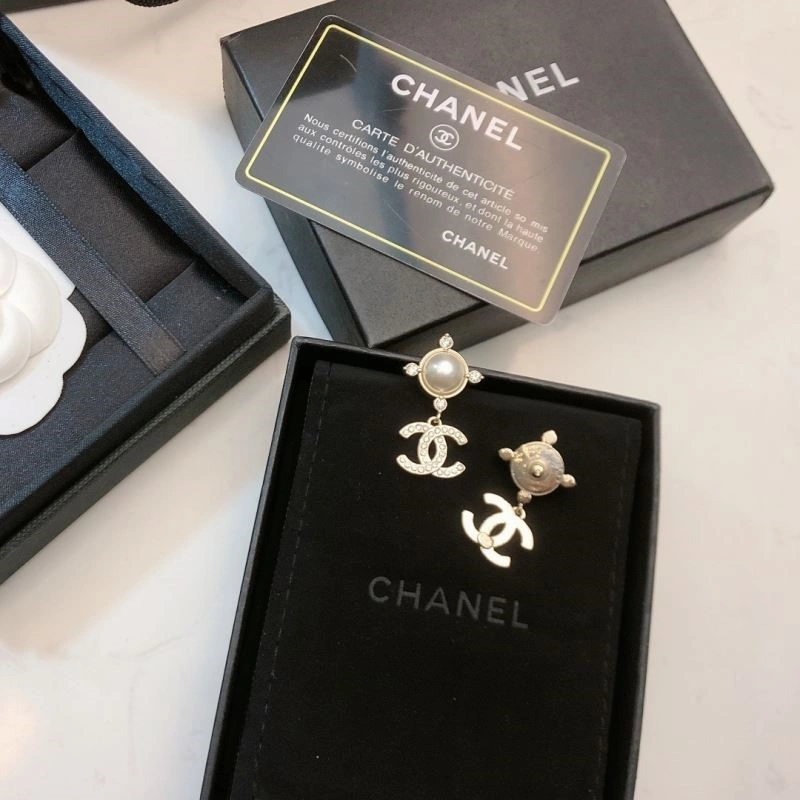 Classic Chanel Earrings 225385
