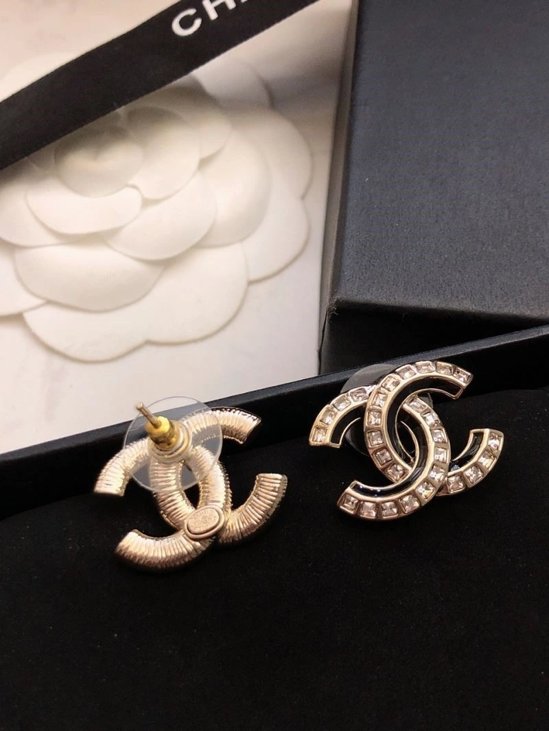 Premium Chanel Earrings 225393