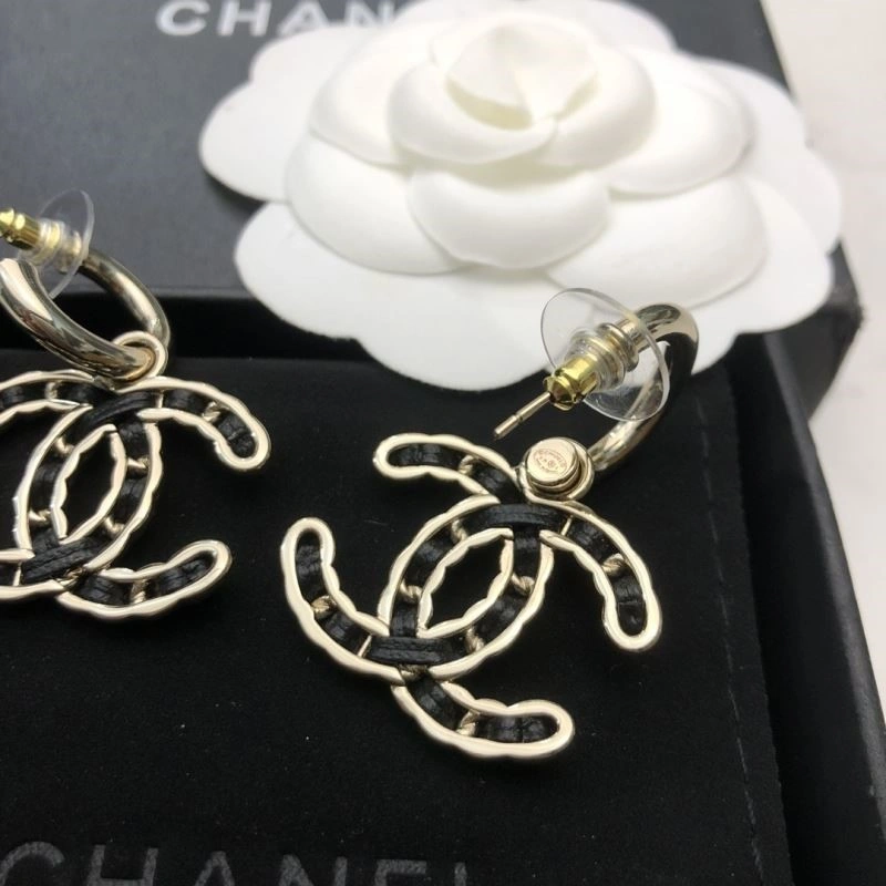 WaterResistant Chanel Earrings 225392