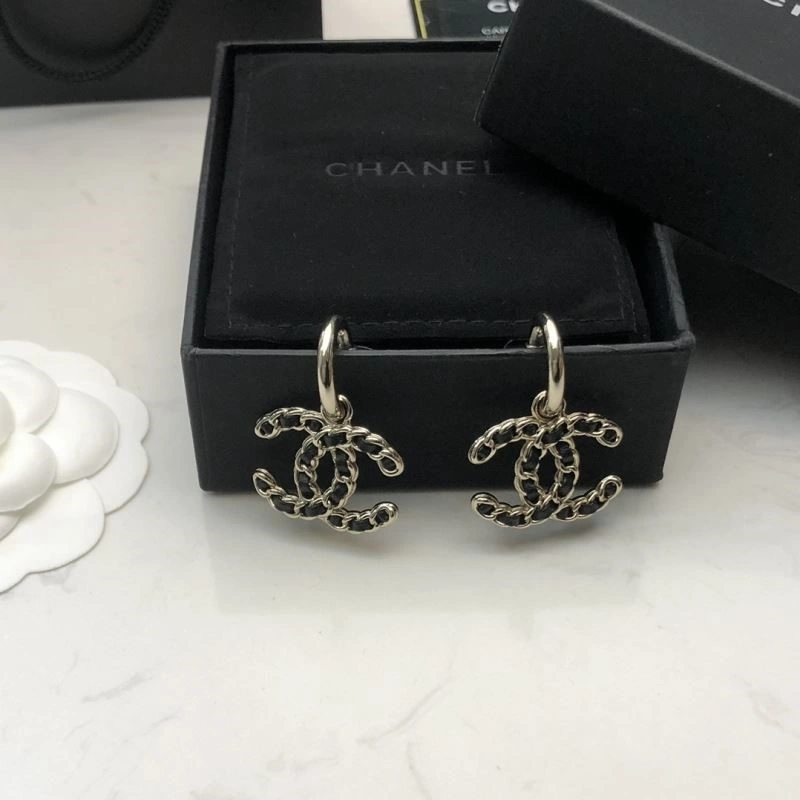 WaterResistant Chanel Earrings 225392