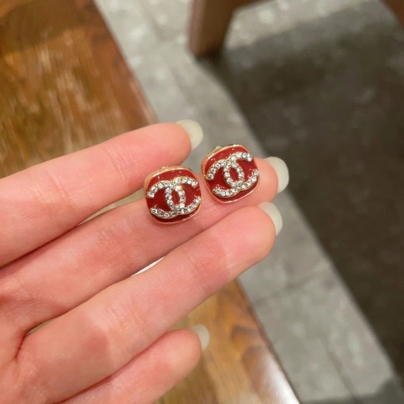 Supportive Chanel Earrings 225375