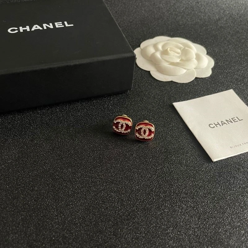 Supportive Chanel Earrings 225375