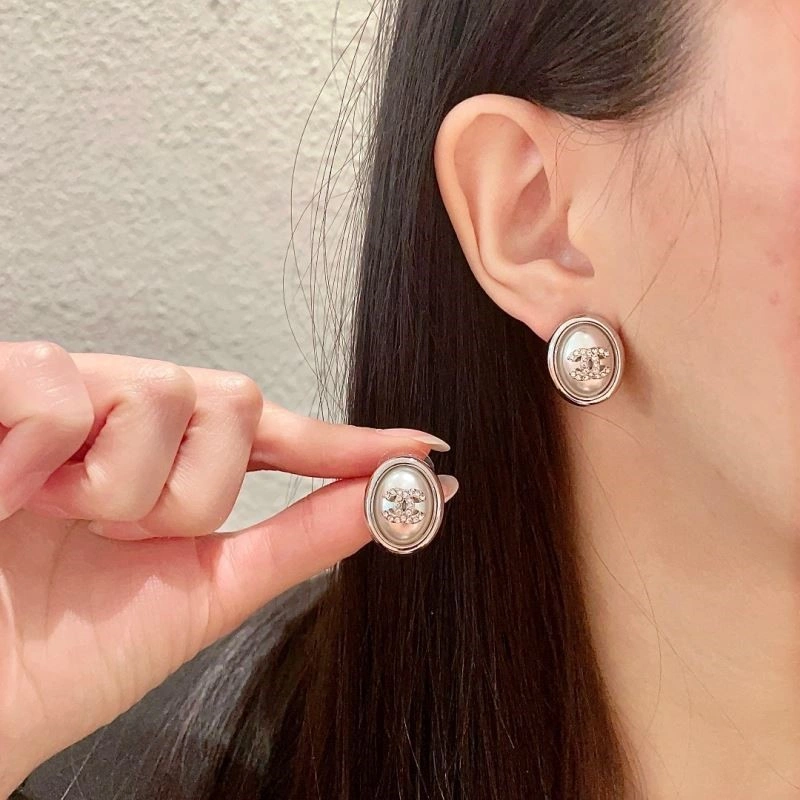 Attractive Chanel Earrings 225379