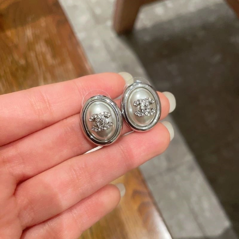 Attractive Chanel Earrings 225379